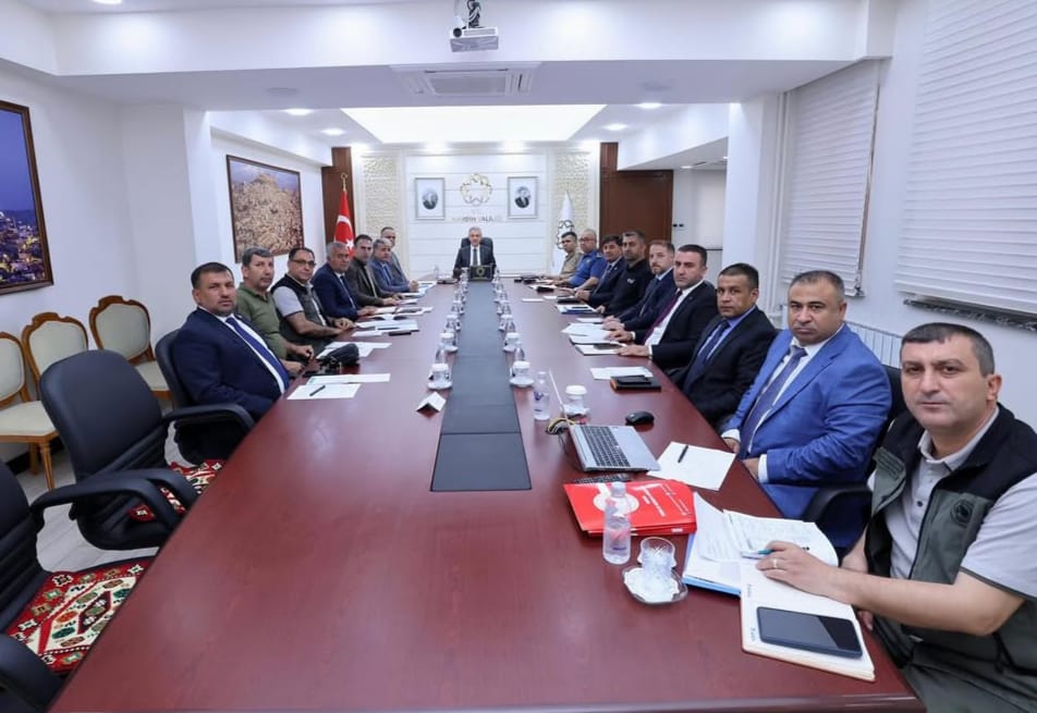 Mardin’de anız yangınlarının önlenmesi için toplantı düzenlendi