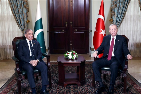 Erdoğan ve Şerif, Türkiye-Pakistan ilişkilerini ele aldı