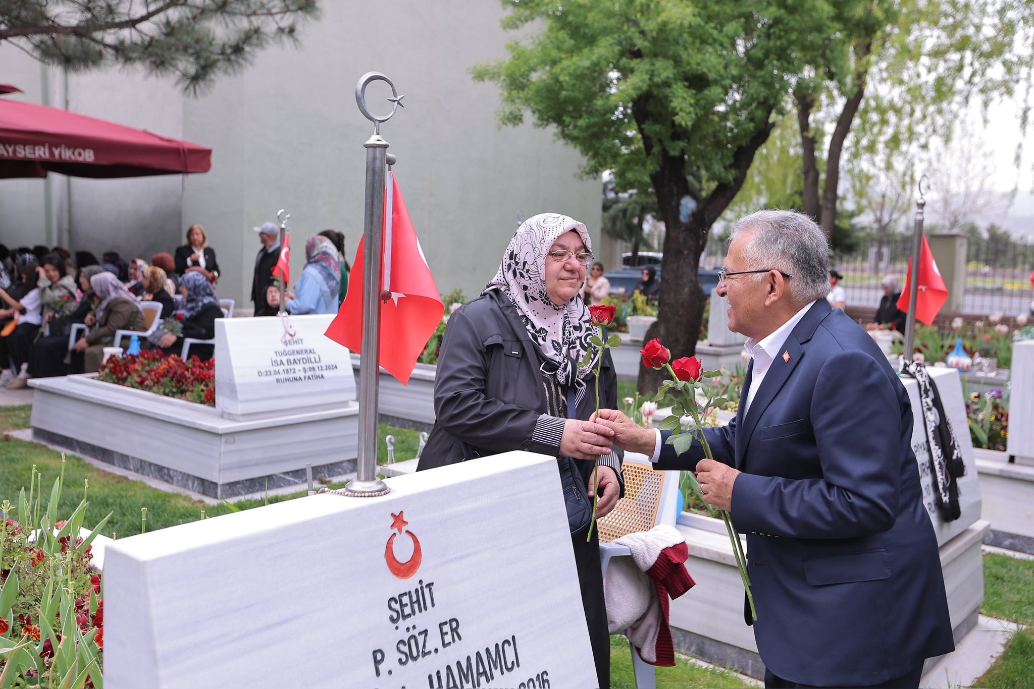 Başkan Büyükkılıç, şehit anneleriyle buluştu