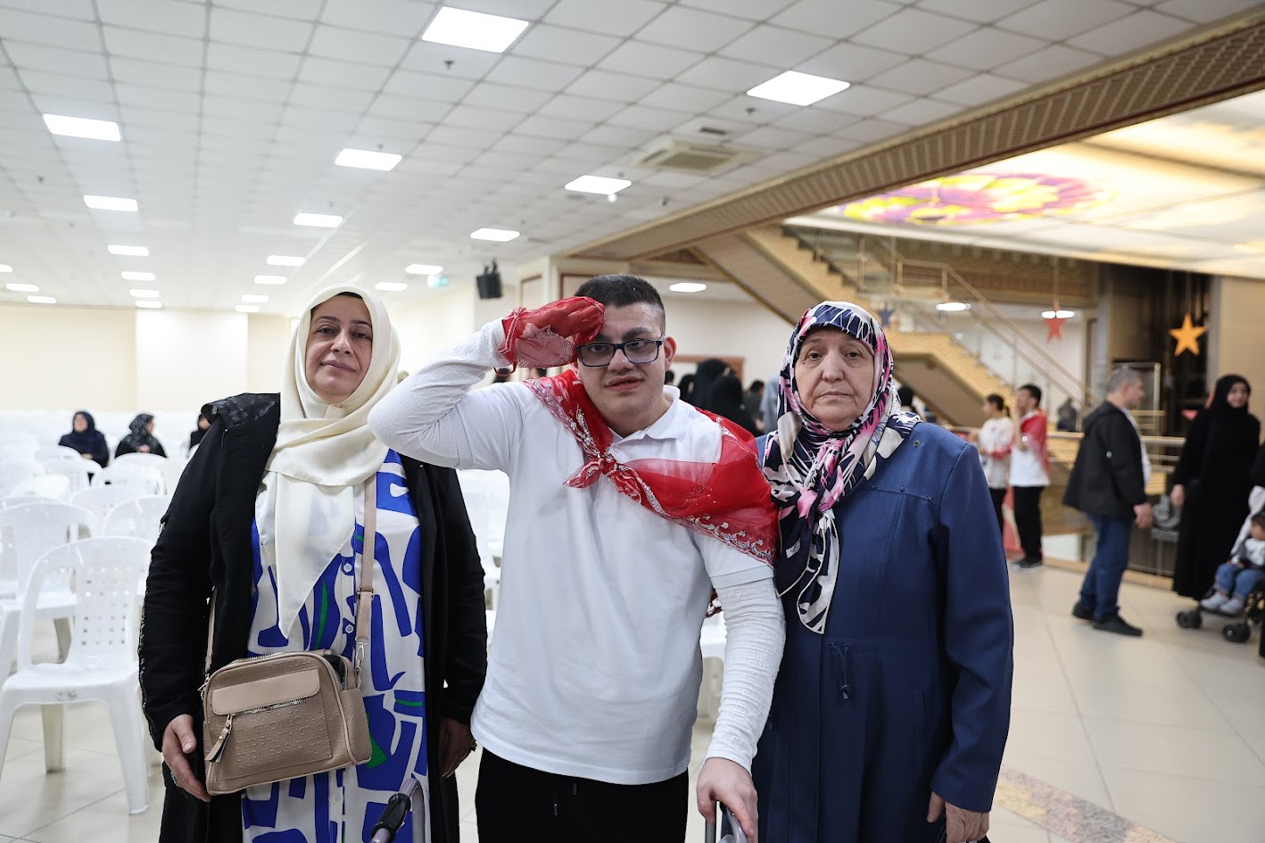 Bağcılar’da engelli vatandaşlar için asker eğlencesi düzenlendi