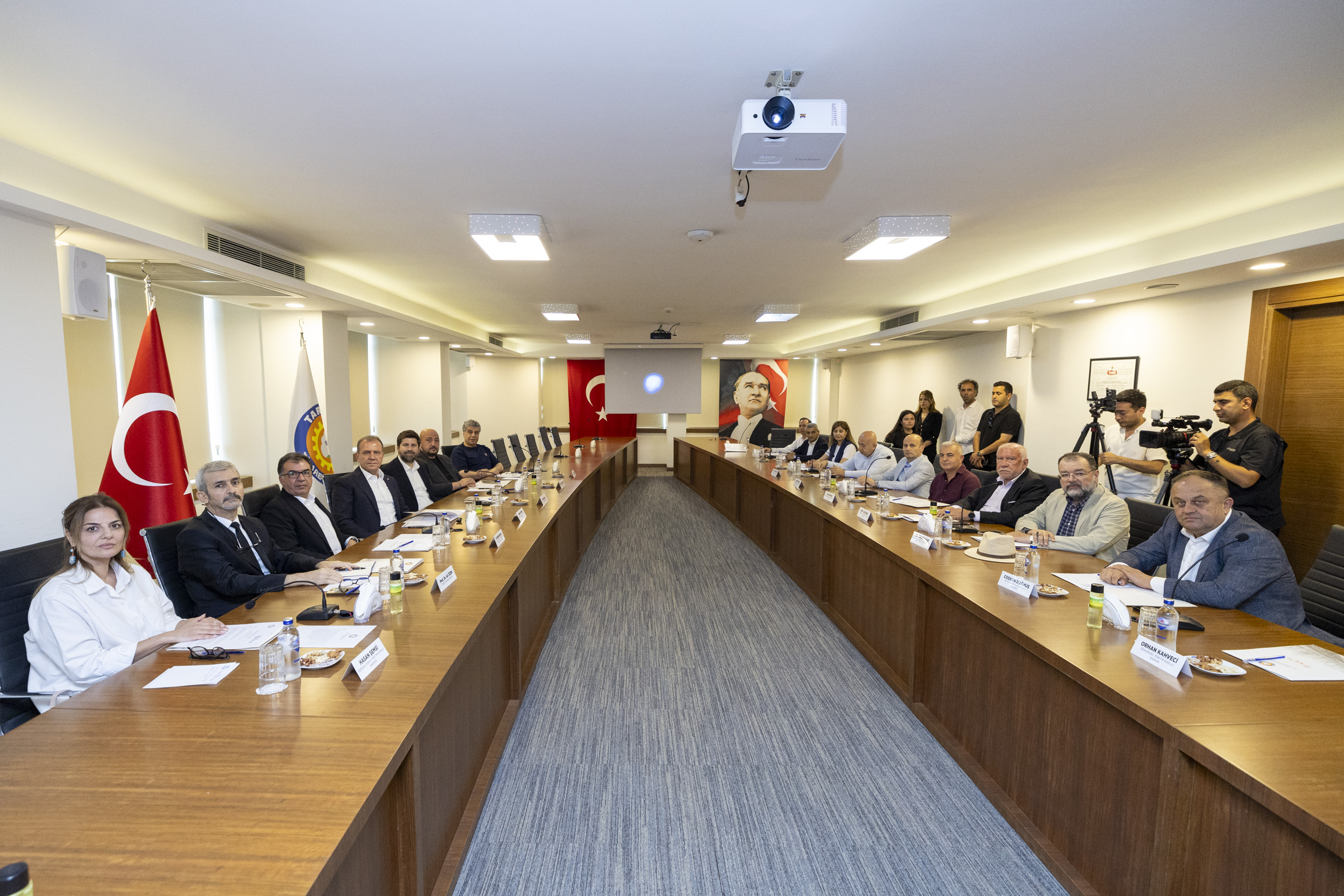 Başkan Seçer, Tarsus Ticaret ve Sanayi Odası Yüksek İstişare Kurulu Toplantısı’na katıldı