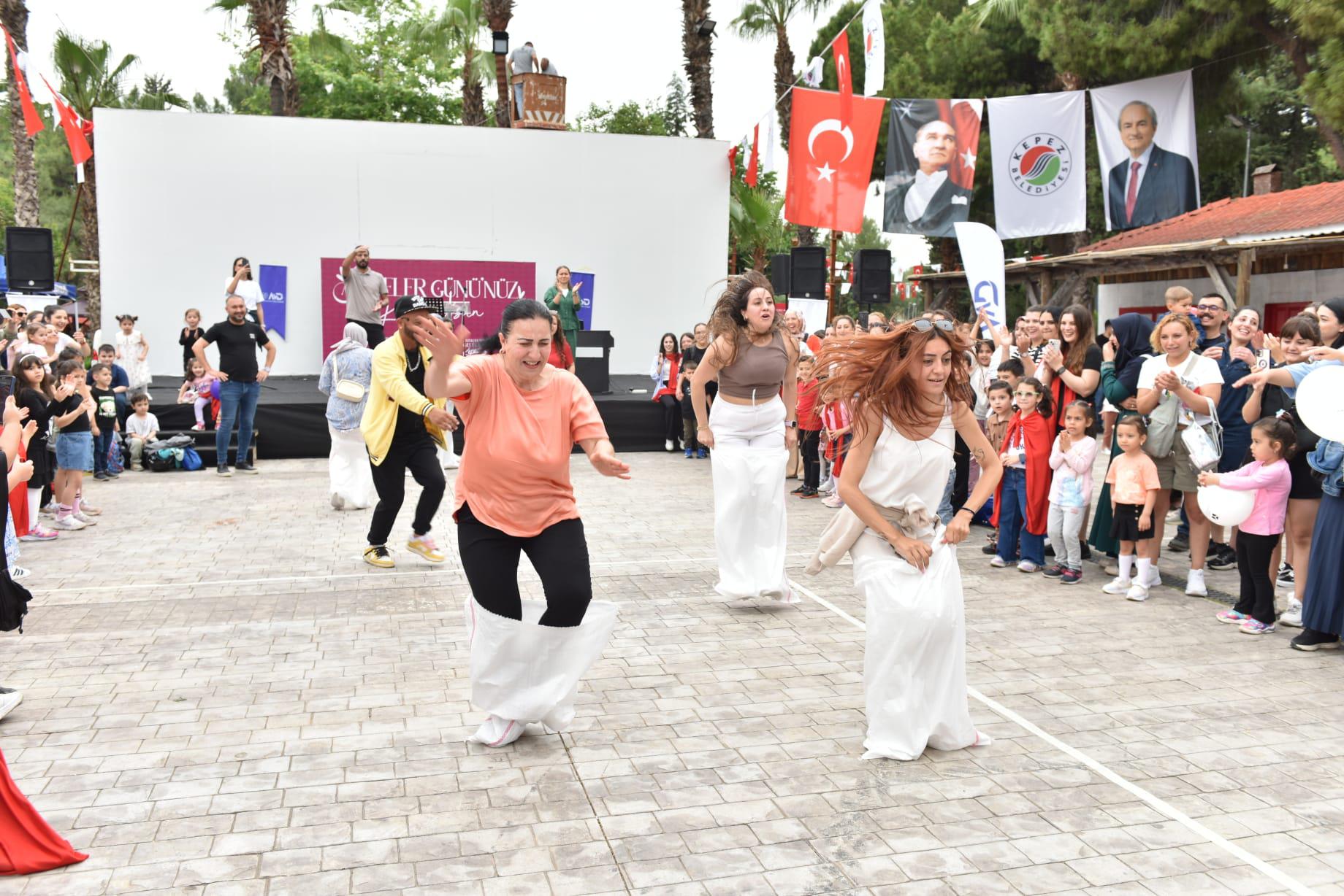 Kepez’de Anneler Günü etkinliği düzenlendi
