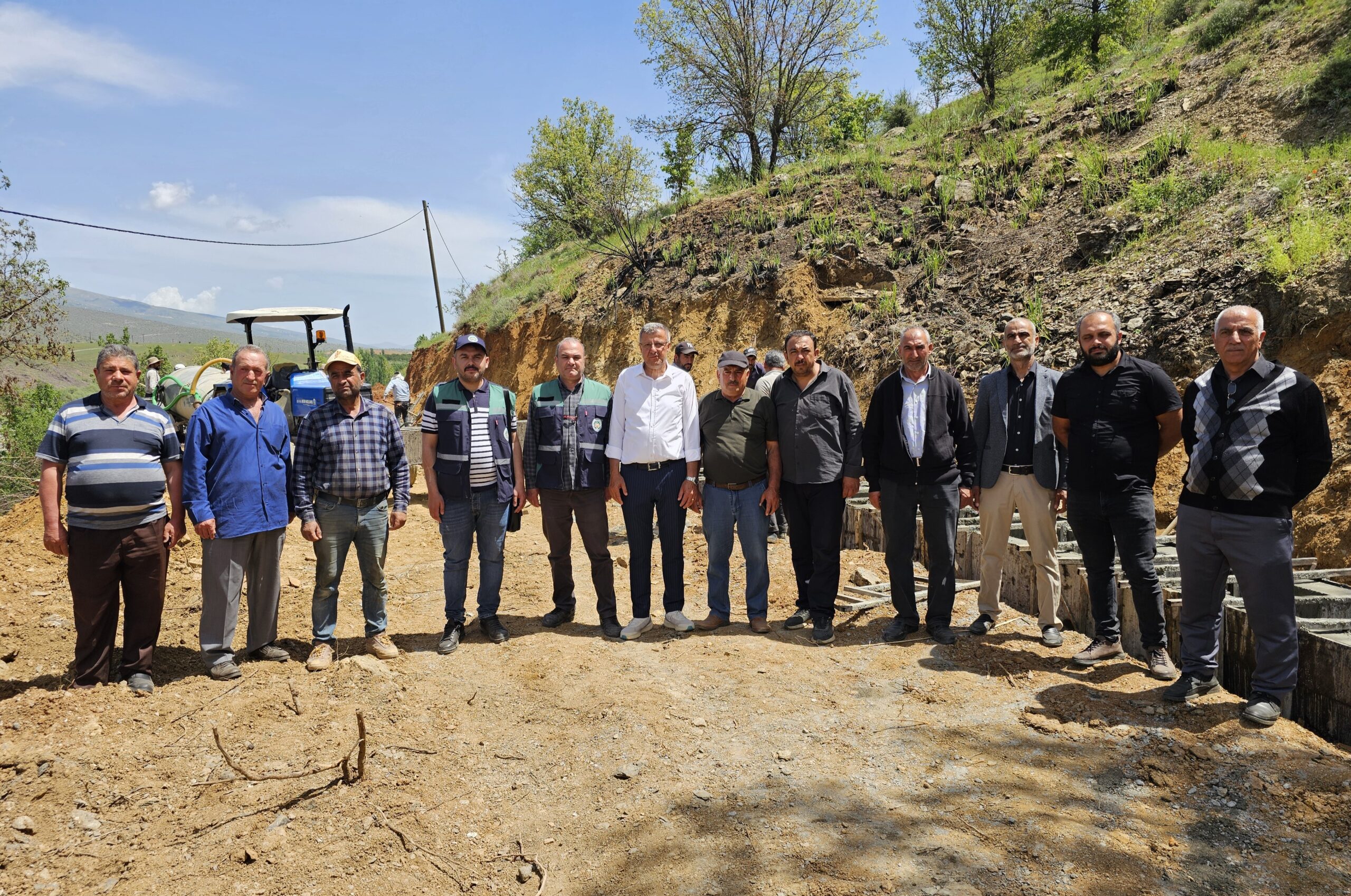 Malatya Büyükşehir Belediyesi’nden Taşmış Mahallesi’ne sulama kanalı