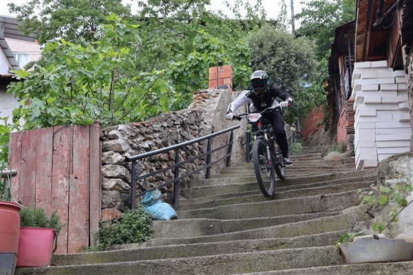 Bursa, Türkiye’nin ilk extrem bisiklet yarışına ev sahipliği yaptı