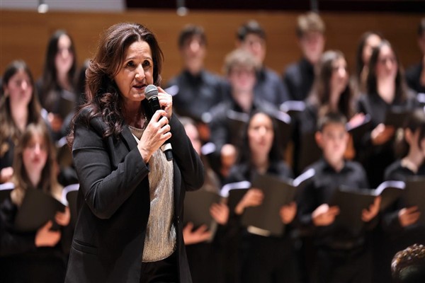 İzmir’de  “Kalemin İzinde ‘Ezgi’ler”  konseri gerçekleştirildi