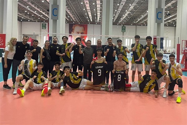 Konya Büyükşehir Belediyespor Voleybol Takımı, son 8’de