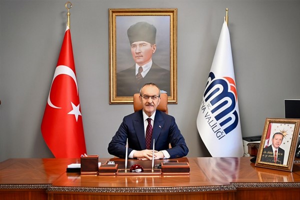 Vali Yavuz:  Güçlü bir geleceği inşa etmek için birlikte adımlar atıyoruz