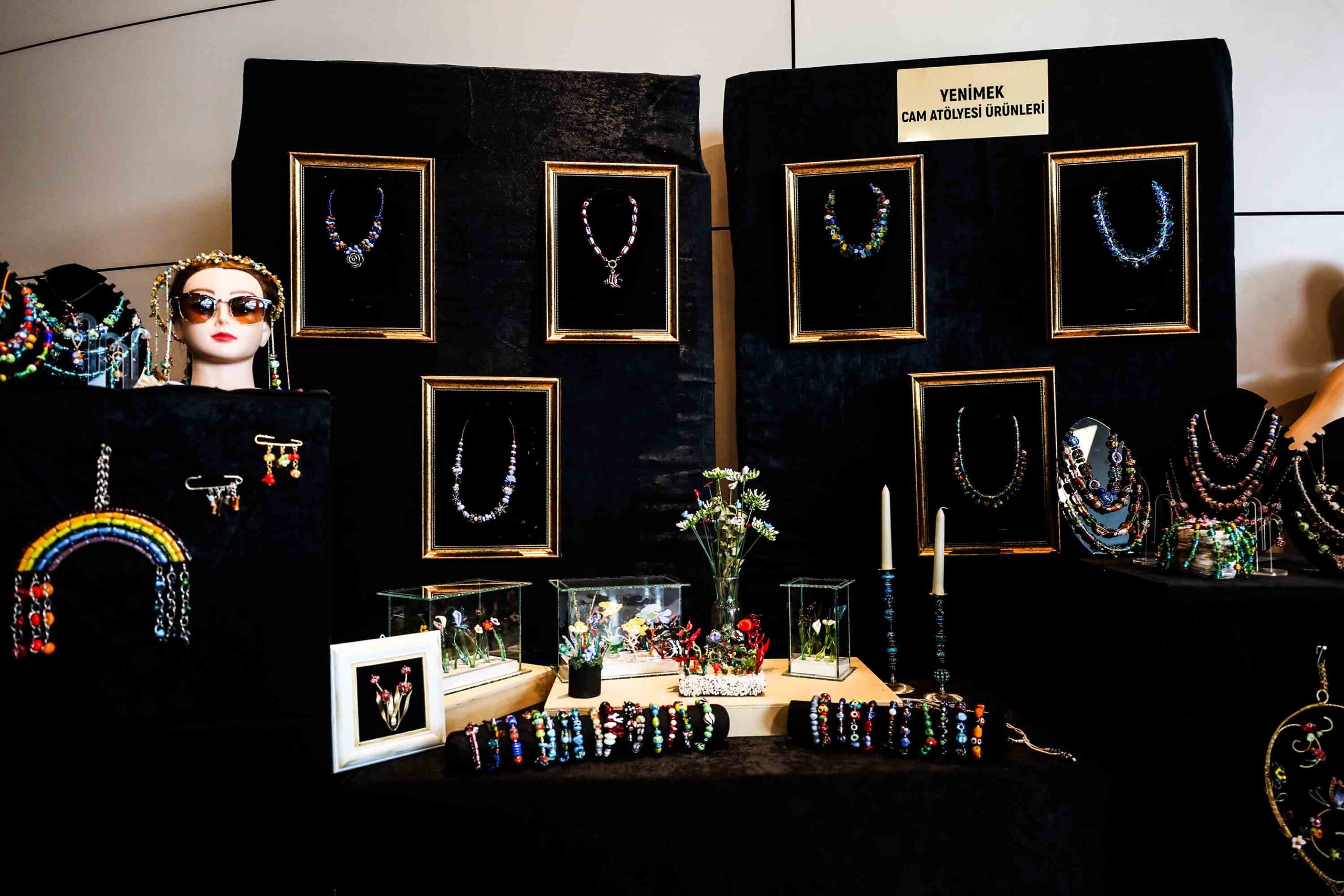 YENİMEK yılsonu sergisi büyük ilgi gördü