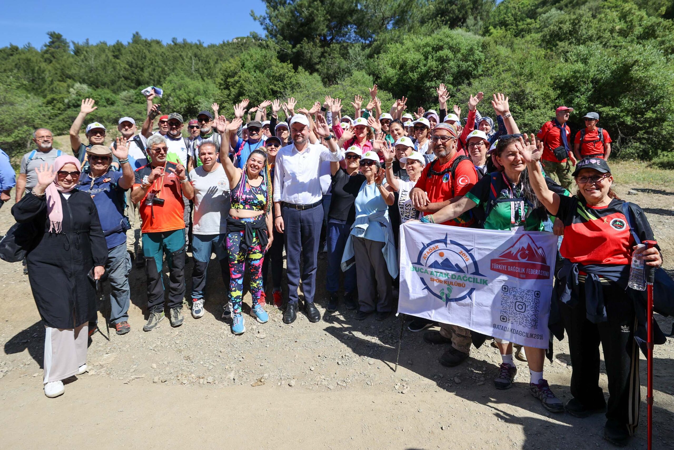 Başkan Duman ve Başkan Eşki İklim Günü’nde orman temizliğine katıldı