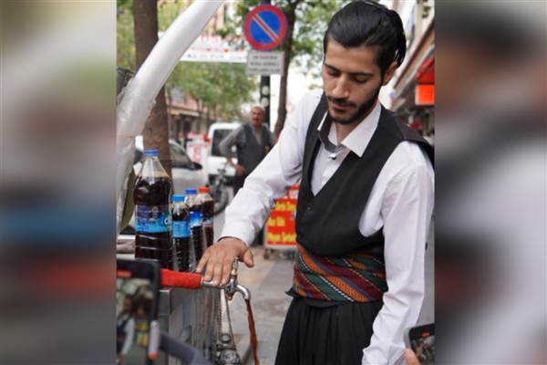 Geleneksel meyan kökü şerbeti tezgahlarda yerini aldı