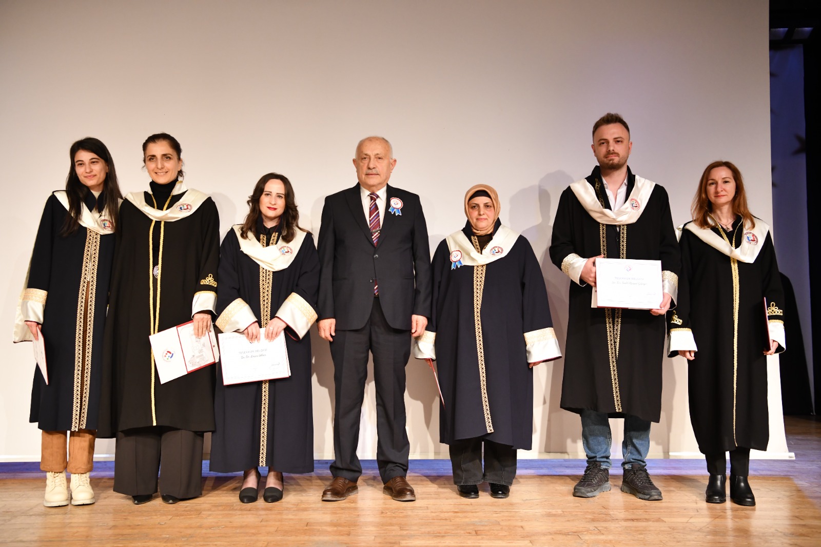 Başkan Vekili Gülay, Trabzon Üniversitesi’nin kuruluş yıl dönümünü kutladı