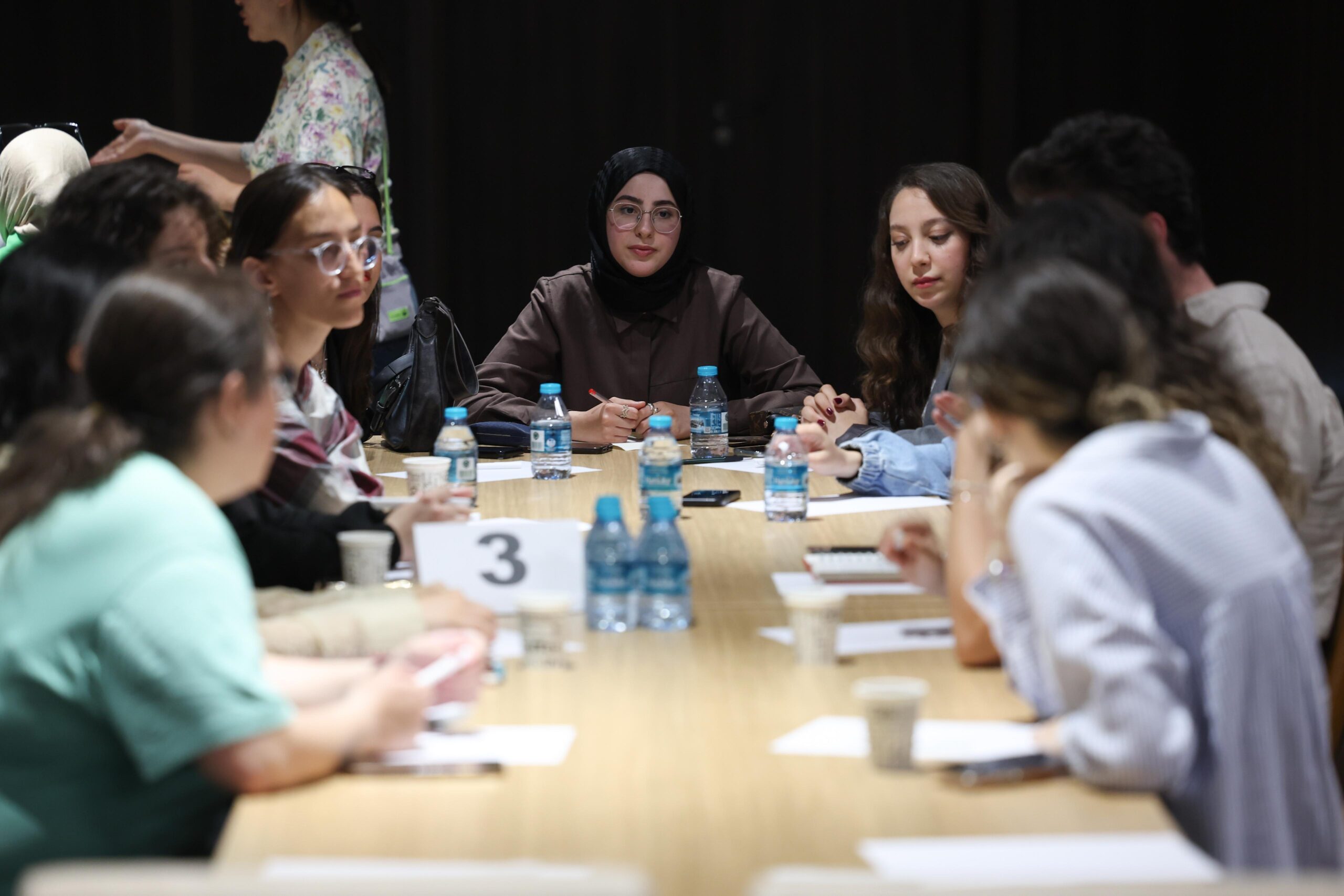 Gençler, iklim sorunları için buluştu