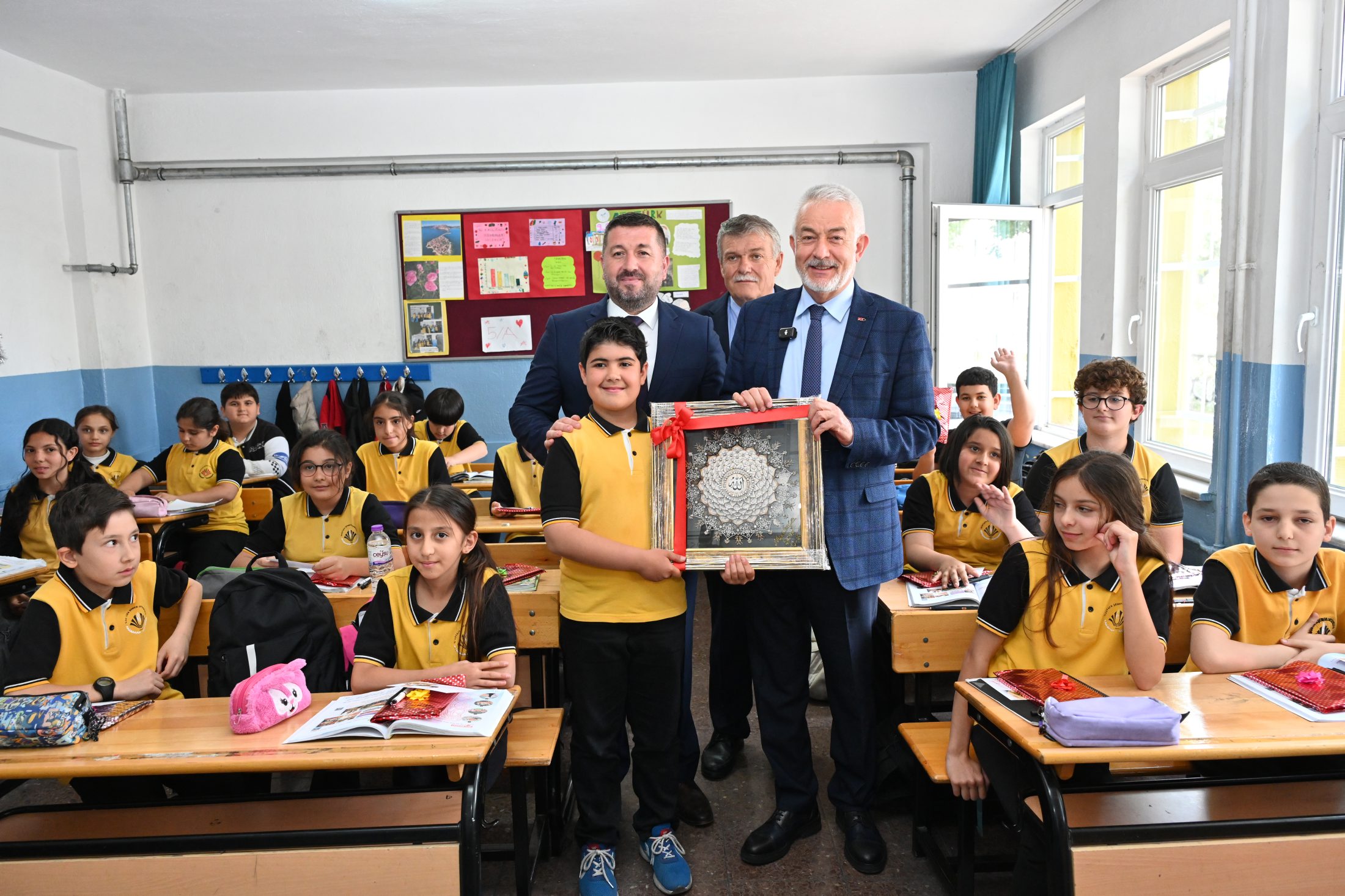 Başkan Başdeğirmen’den ortaokul ziyareti