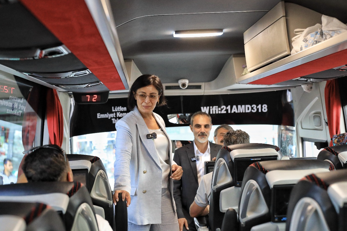 Kayapınar eş başkanlarından bayram öncesi otogar ziyareti