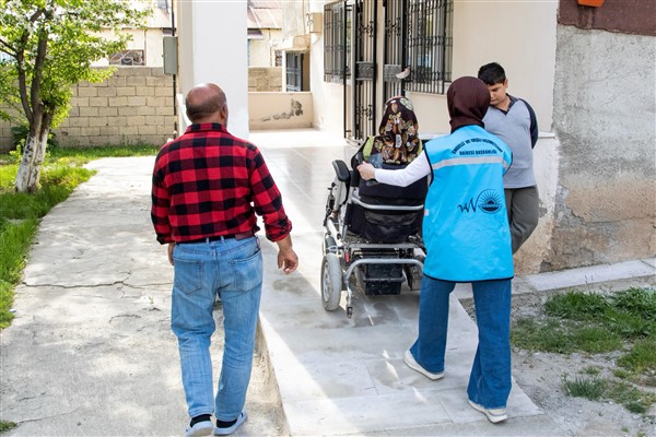 Van Büyükşehir’den engelli vatandaşlara destek