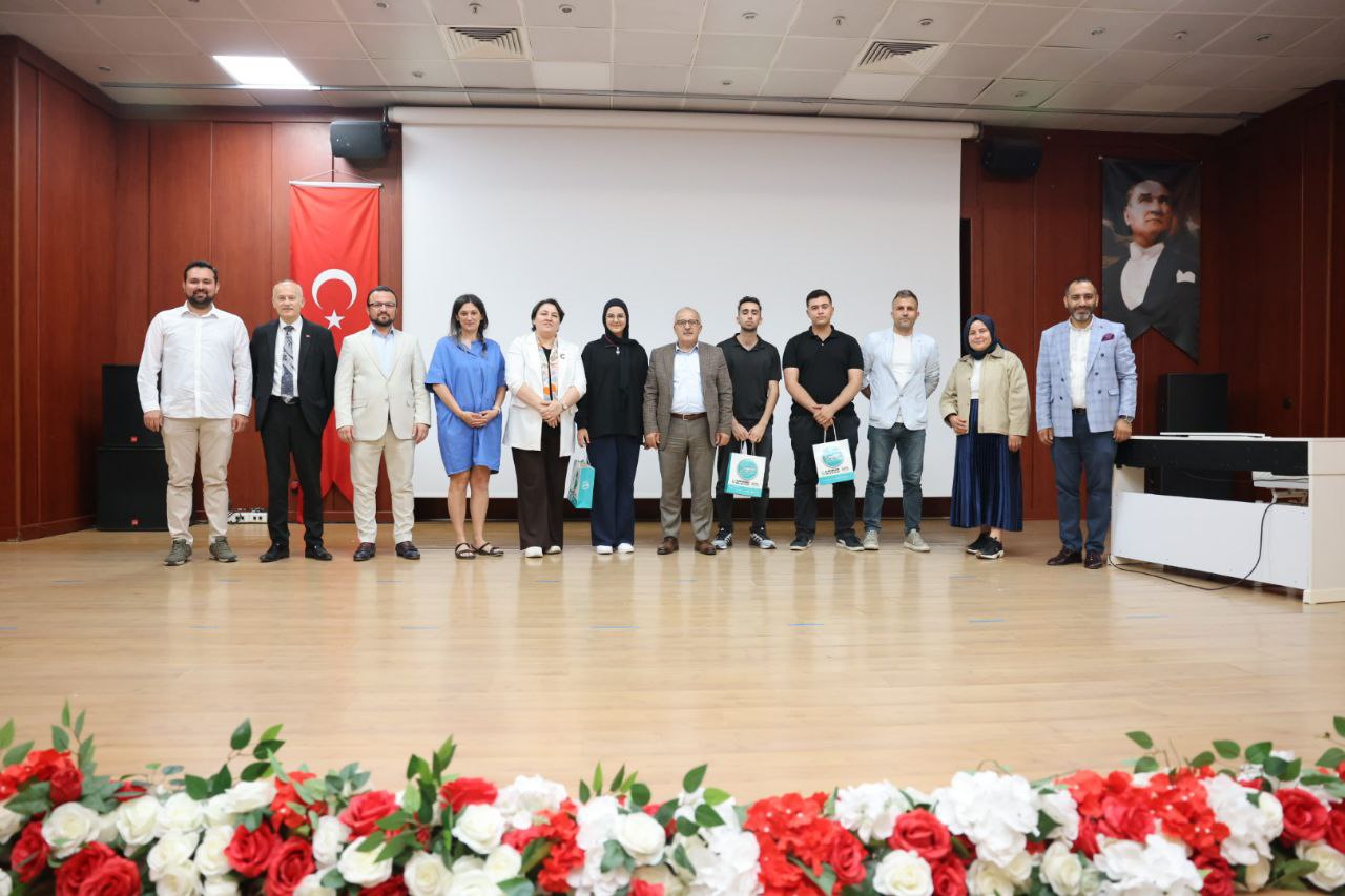 Çayırova’da Flora Fotoğraf Yarışması’nda ödüller sahiplerini buldu