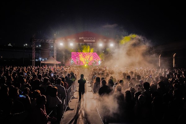 19 Mayıs’ta İstanbul’da sahne gençlerin