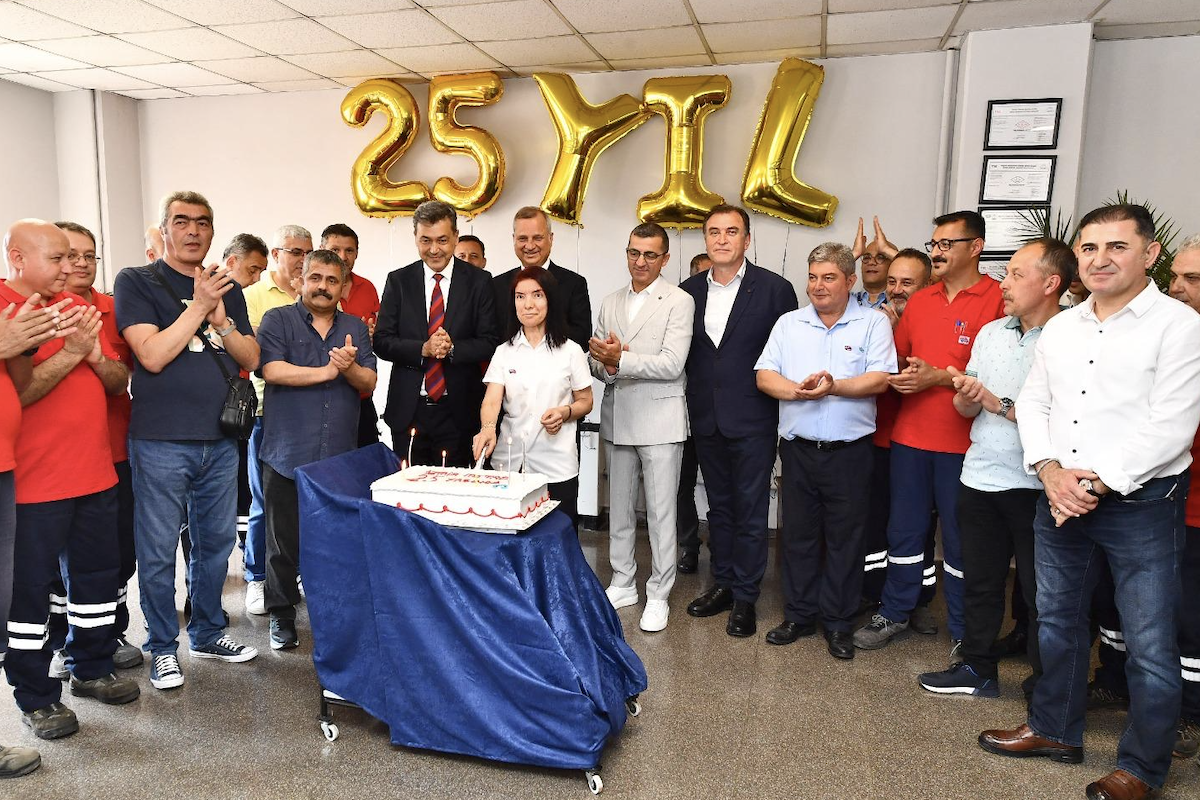 İzmir Metrosu 25. yılını kutladı