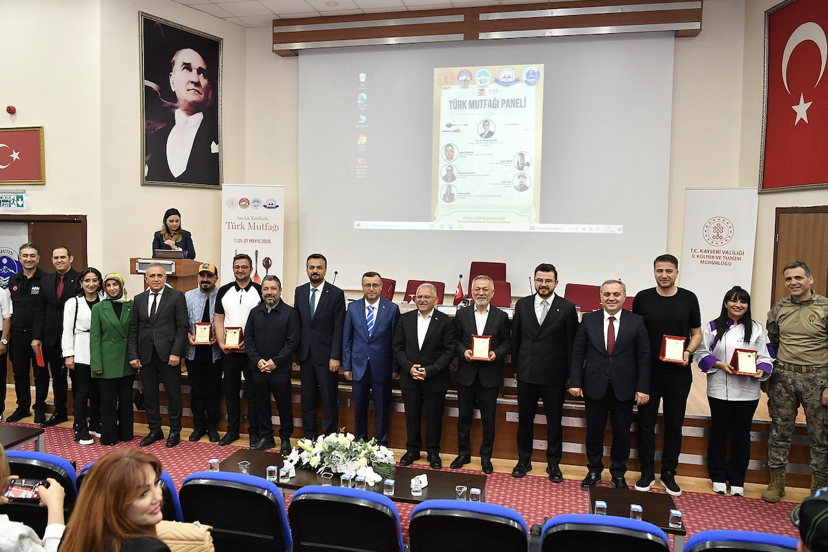 Büyükkılıç, Asırlık Tariflerle Türk Mutfağı programına katıldı