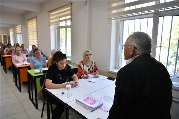 Başkan Büyükkılıç, KAYMEK AGS kursu öğrencileri ile buluştu