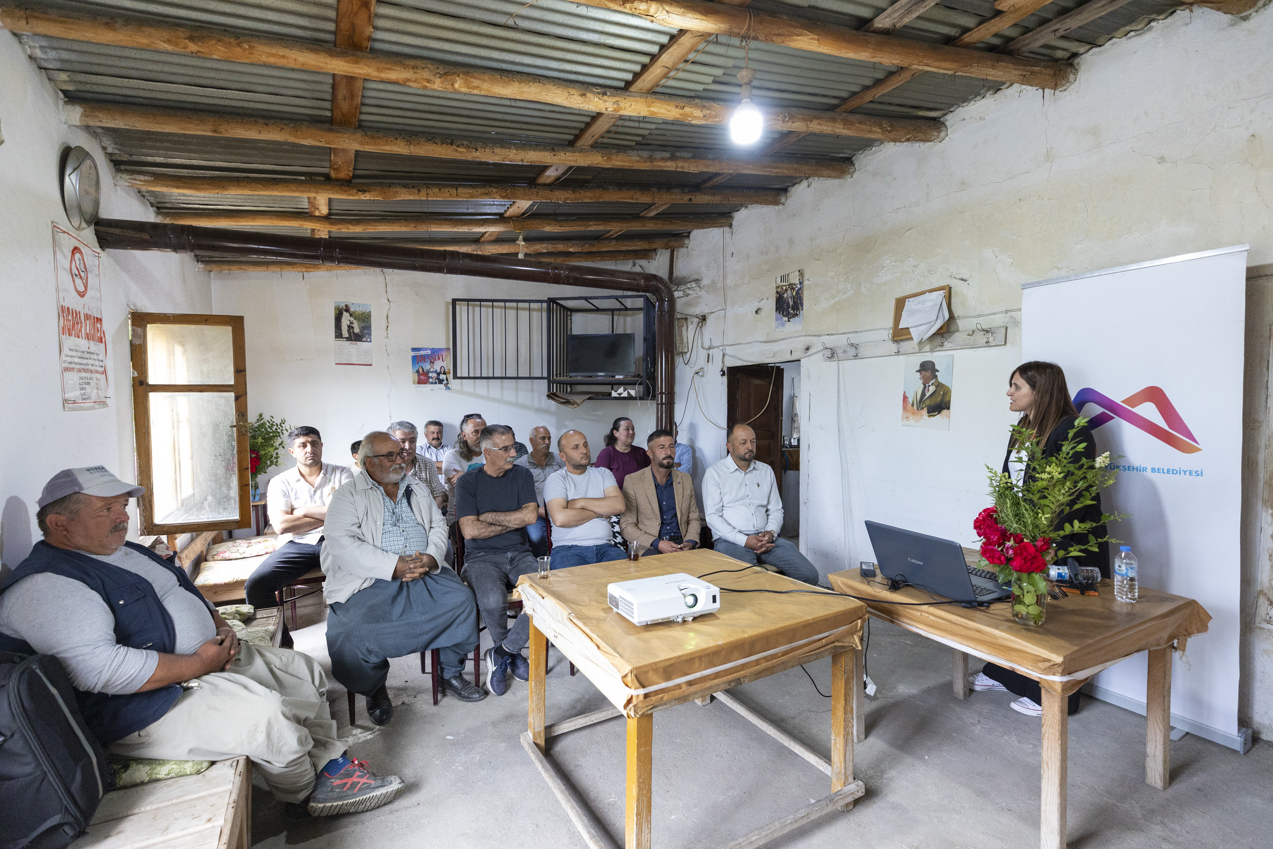 Mersin Büyükşehir Belediyesi, Doruklu Mahallesi’nde üreticilerle buluştu