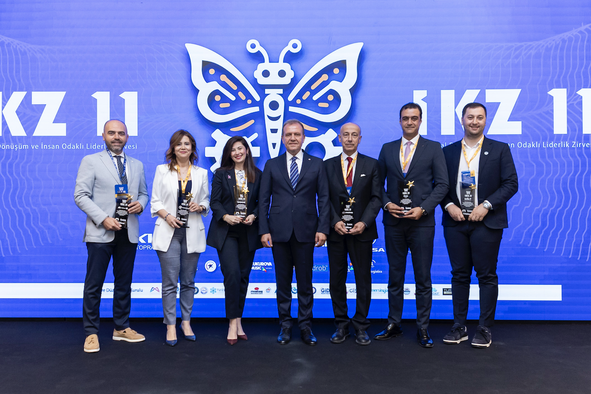 11. Dijital Dönüşüm ve İnsan Odaklı Liderlik Zirvesi tamamlandı