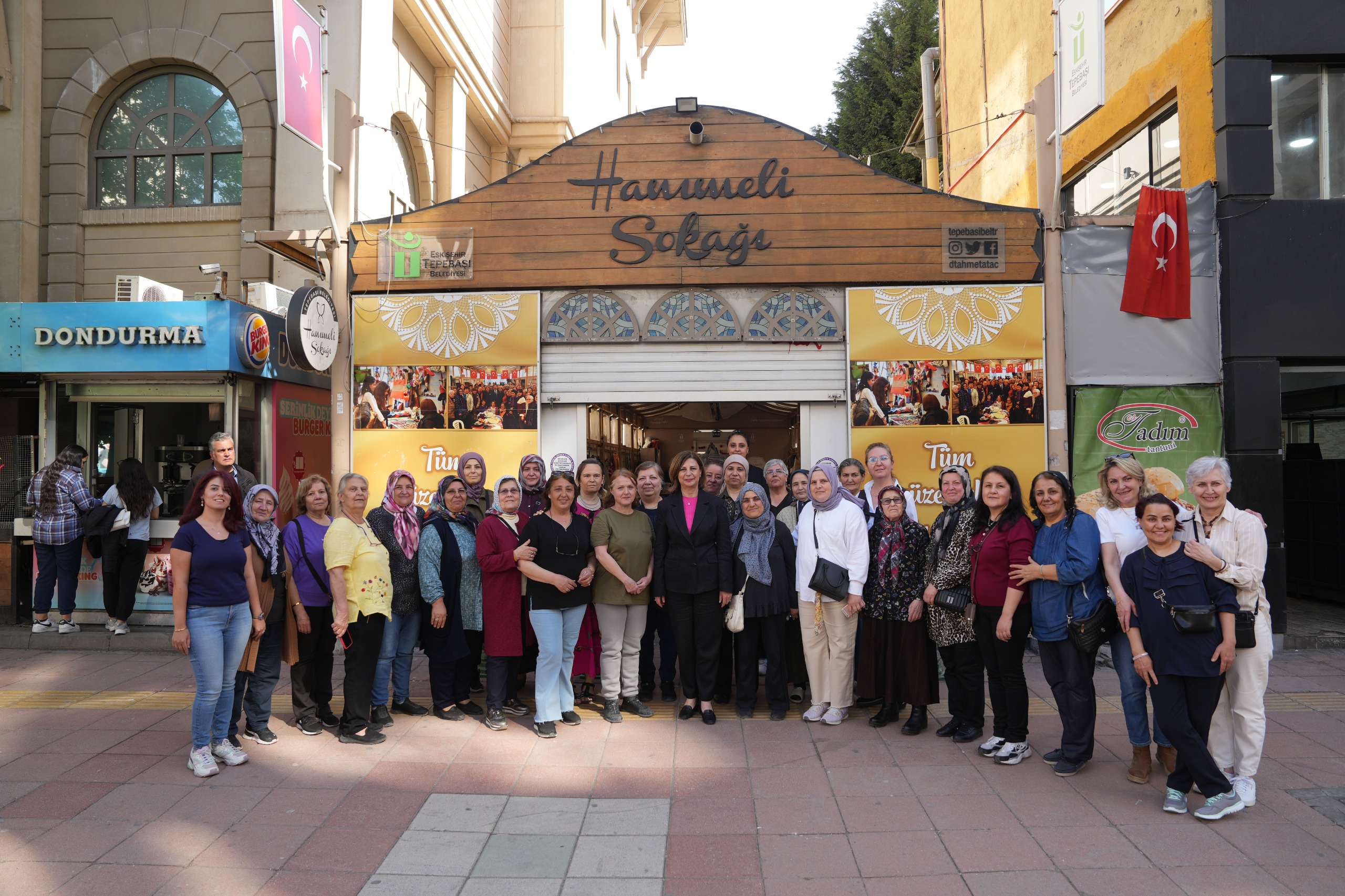 Başkan Ünlüce, vatandaşlarla buluşmayı sürdürüyor