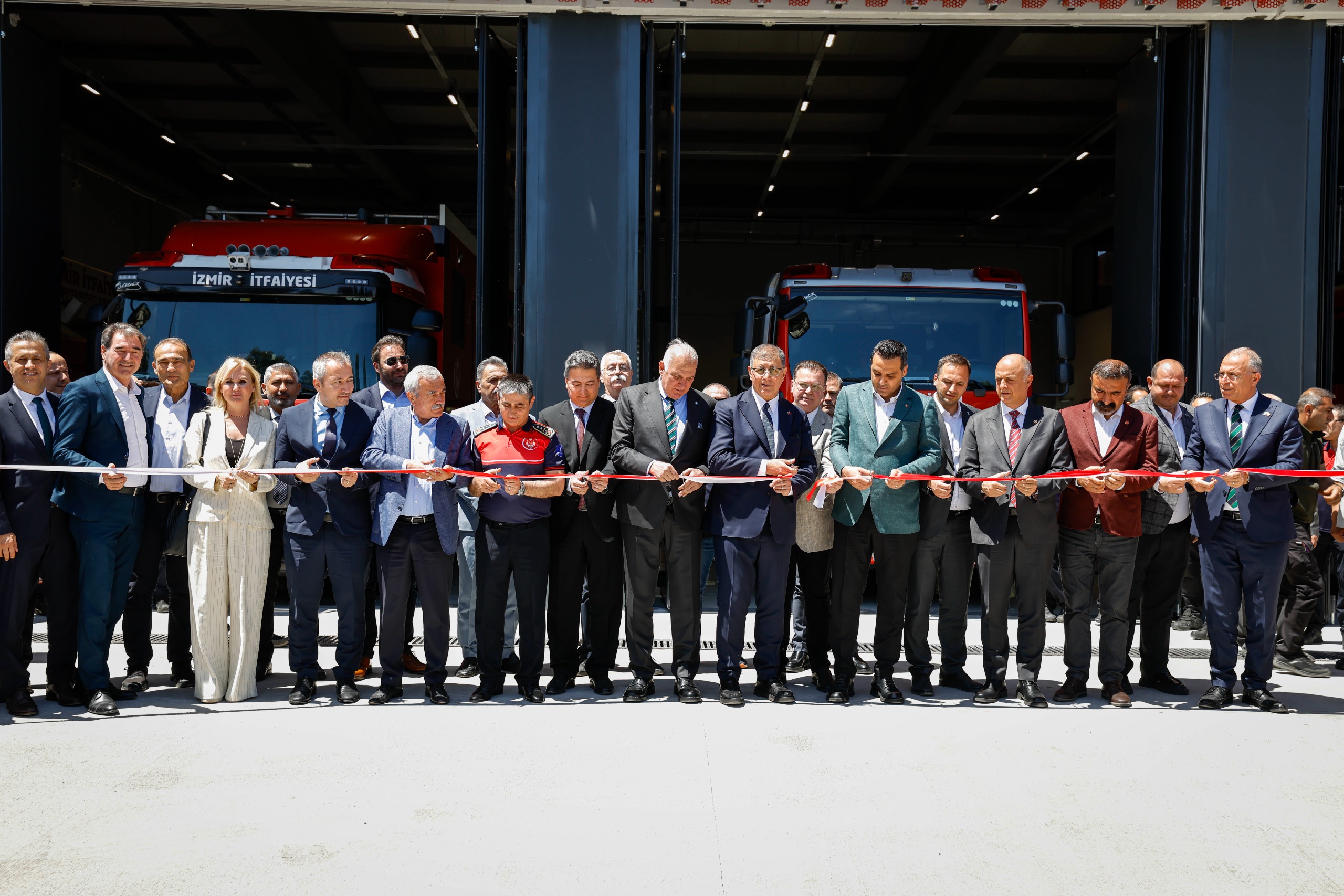 Çiğli İAOSB İtfaiye İstasyonu hizmete açıldı