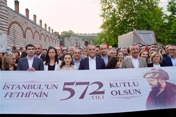 Aslan: En büyük görevimiz İstanbul’a sahip çıkmaktır