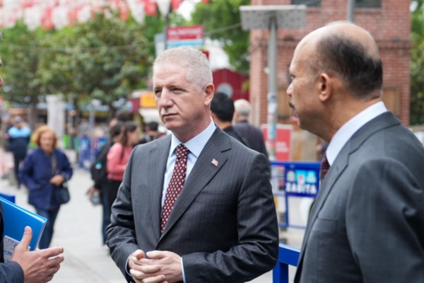 Vali Gül, Türkiye Basketbol Federasyonu Başkanı Türkoğlu’nu ziyaret etti