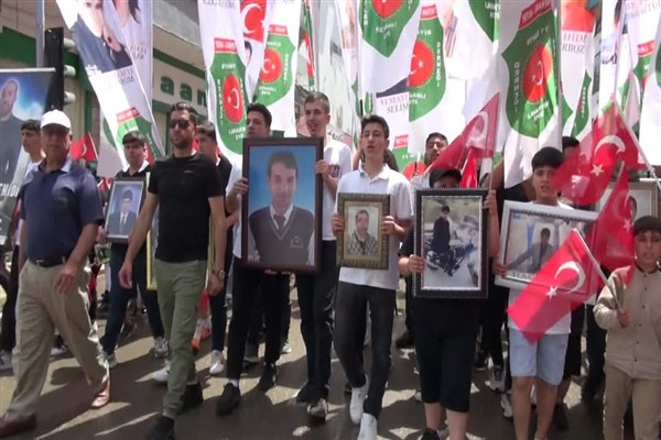 Hatay’da 2013 tarihinde gerçekleşen bombalı saldırı için anma etkinliği düzenlendi