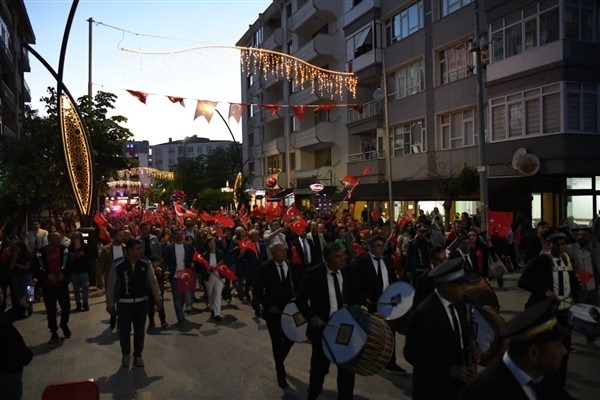 Keşan’da 19 Mayıs Fener Alayı düzenlendi