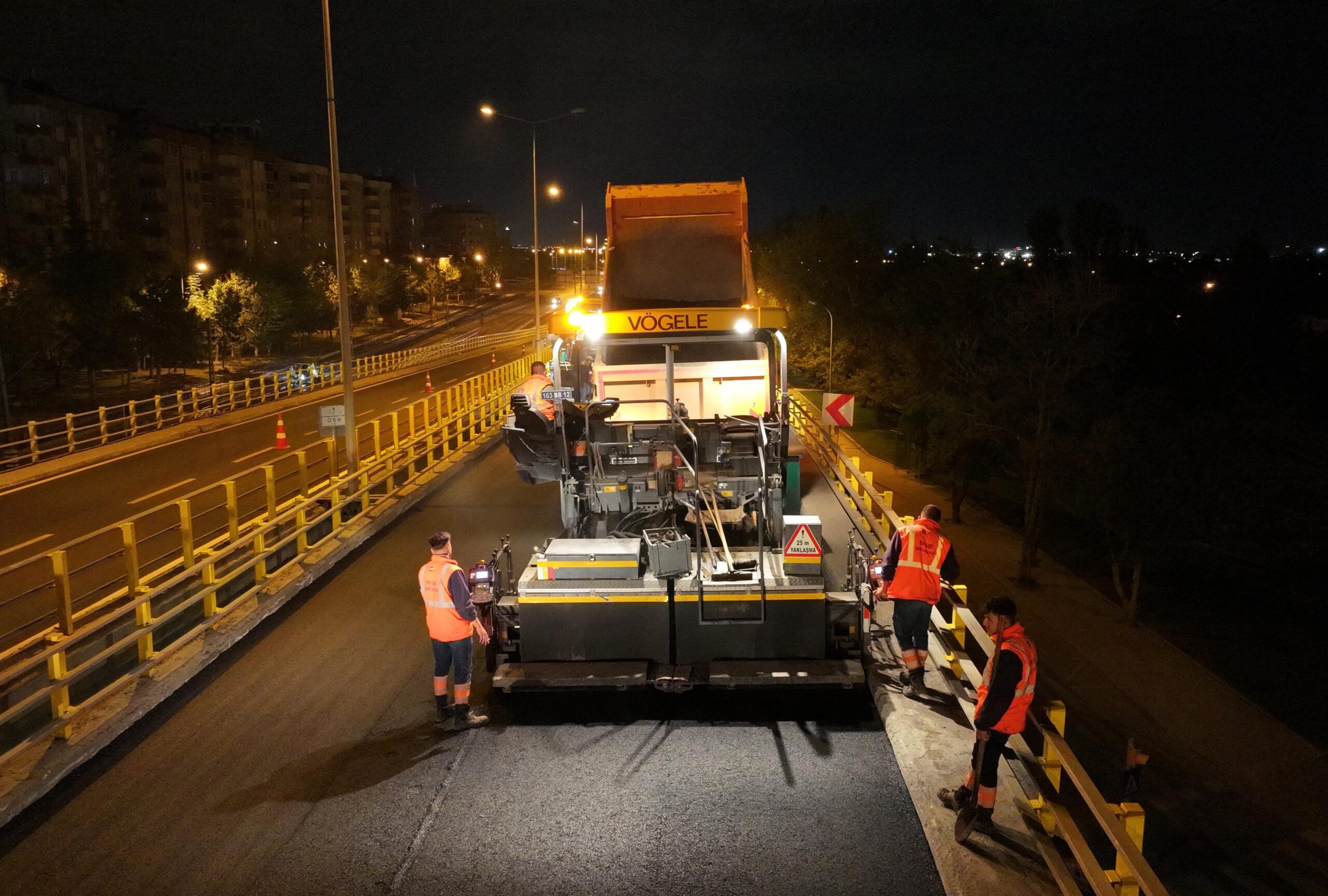 Koyuncu Köprülü Kavşağı’nda asfalt yenileme çalışmaları tamamlandı