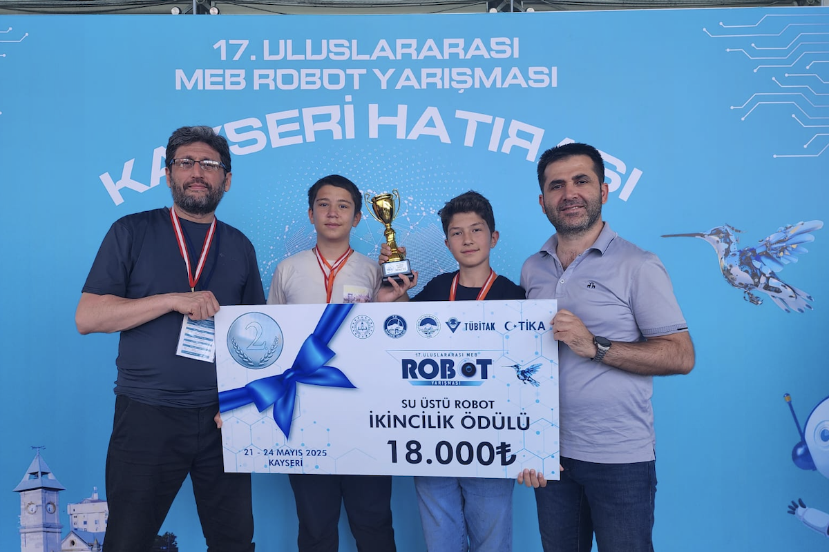 Kapsül Teknoloji Platformu, MEB Robot Yarışması’nda 6 derece kazandı