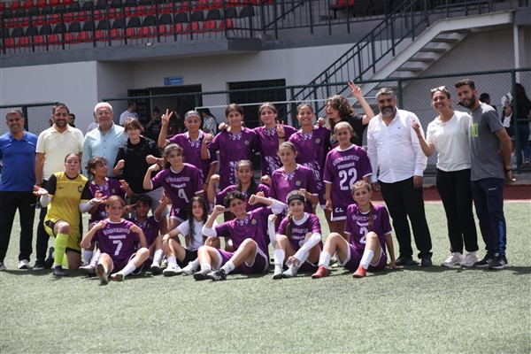 DBB Kadın Futbol Takımı Play-Off ilk maçını kazandı