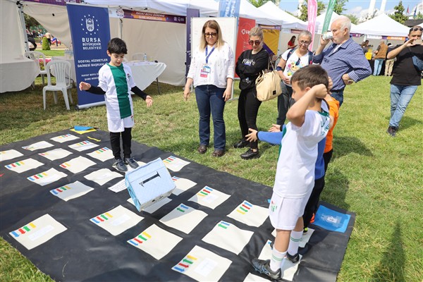 Bursa’da “2. Gençlik Şenliği” başladı