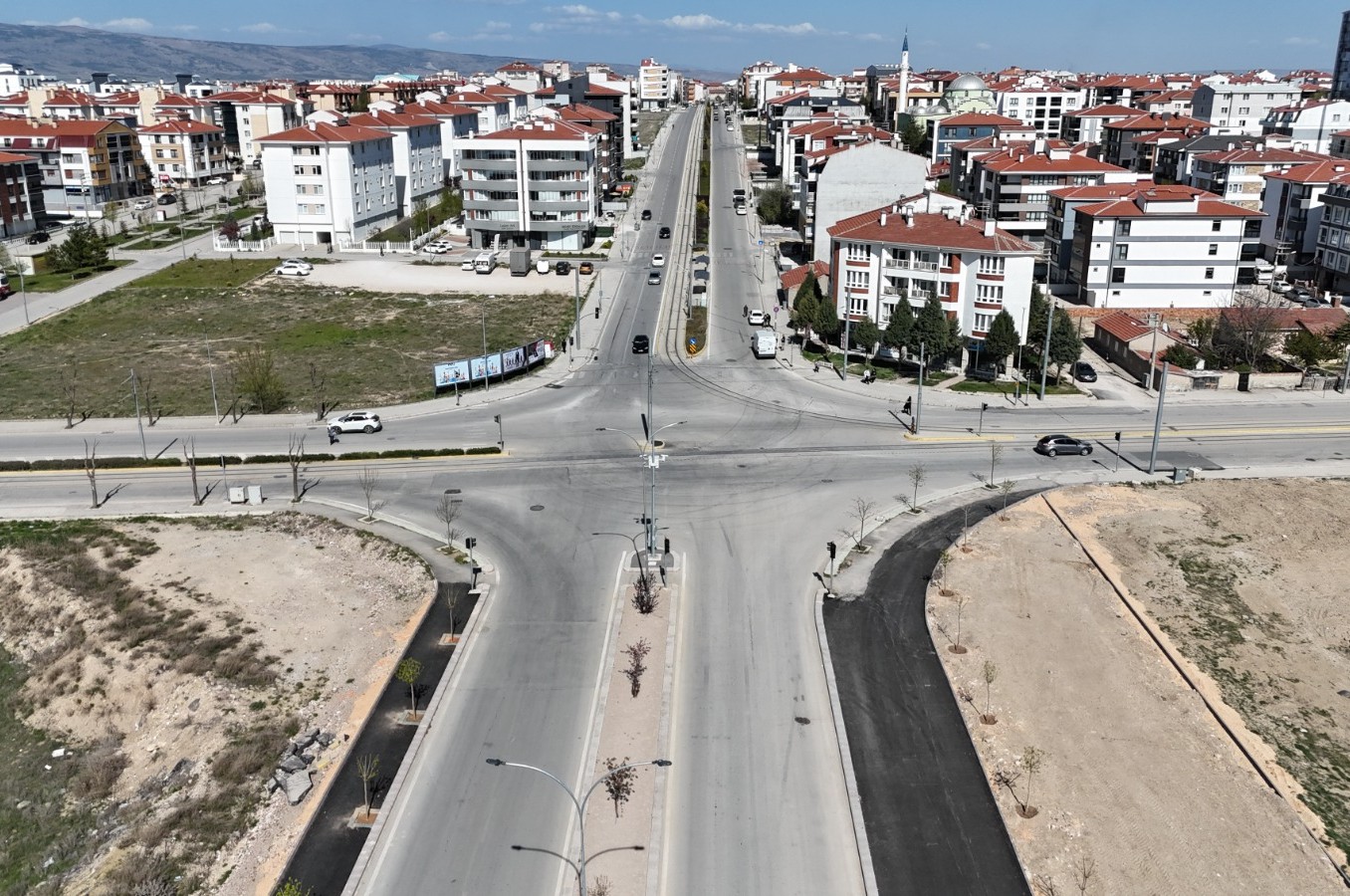 Eskişehir Büyükşehir Belediyesi, 8 bulvarı trafiğe açtı