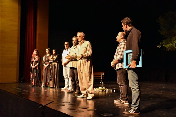 Amed Tiyatro Festivali, Sırrı Süreyya Önder’in vefatı nedeniyle sonlandırıldı