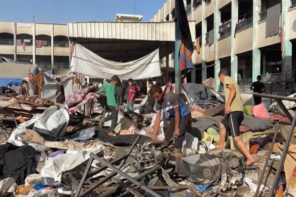 Eski İsrail Başbakanı Ehud Olmert ülkesinin savaş suçları işlediğini söyledi