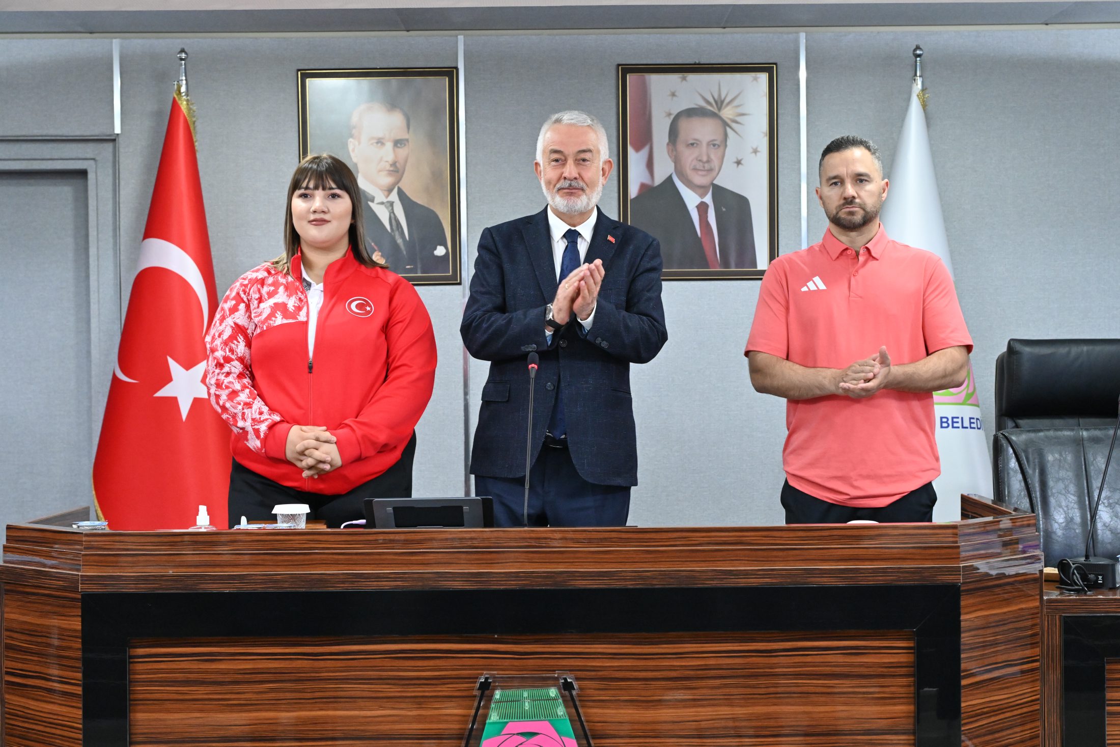 Başkan Değirmen’den halter şampiyonu Çevik’e kutlama