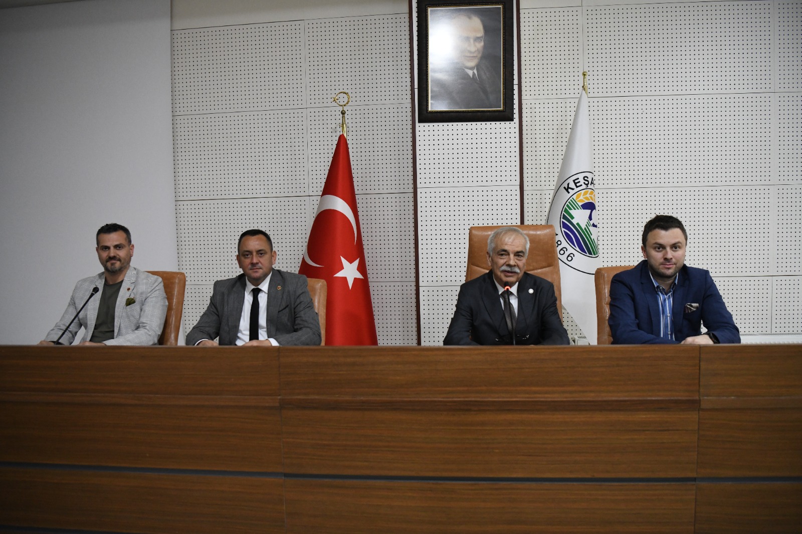 Keşan Belediyesi ve Keşan TSO, turizm işletmecileri ile toplantı düzenledi