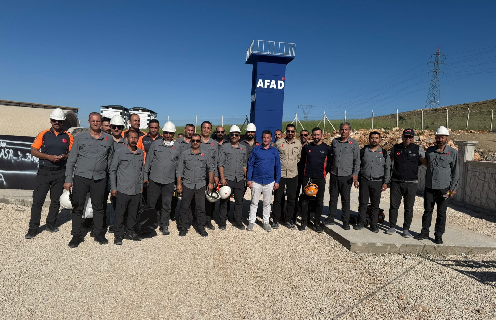 ELBAK personeline kentsel arama kurtarma eğitimi verildi