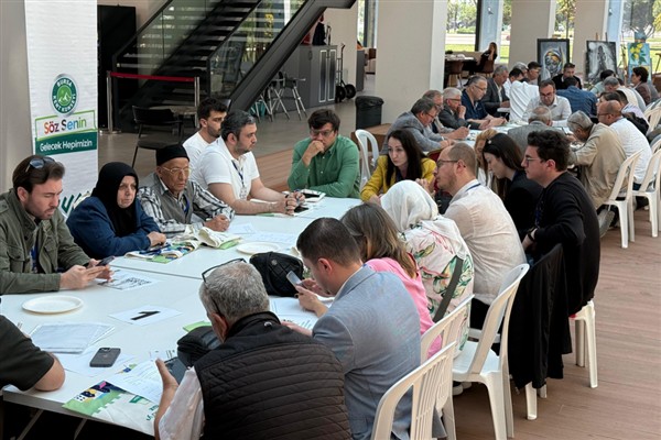 Karacabey’de “Hayalimizdeki Bursa’yı Konuşuyoruz” toplantısı yapıldı