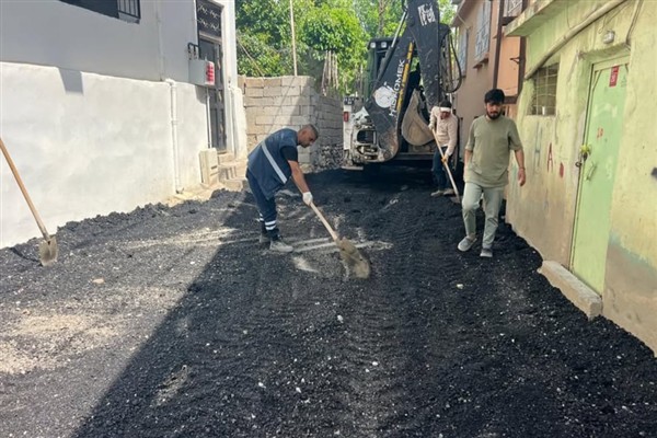 Silvan Belediyesi’nden yol bakım ve onarım çalışması