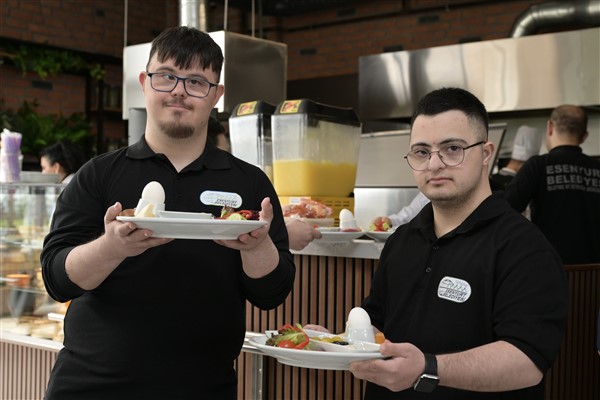 Esenyurt Belediyesi Engelsiz Kafe hizmete açıldı