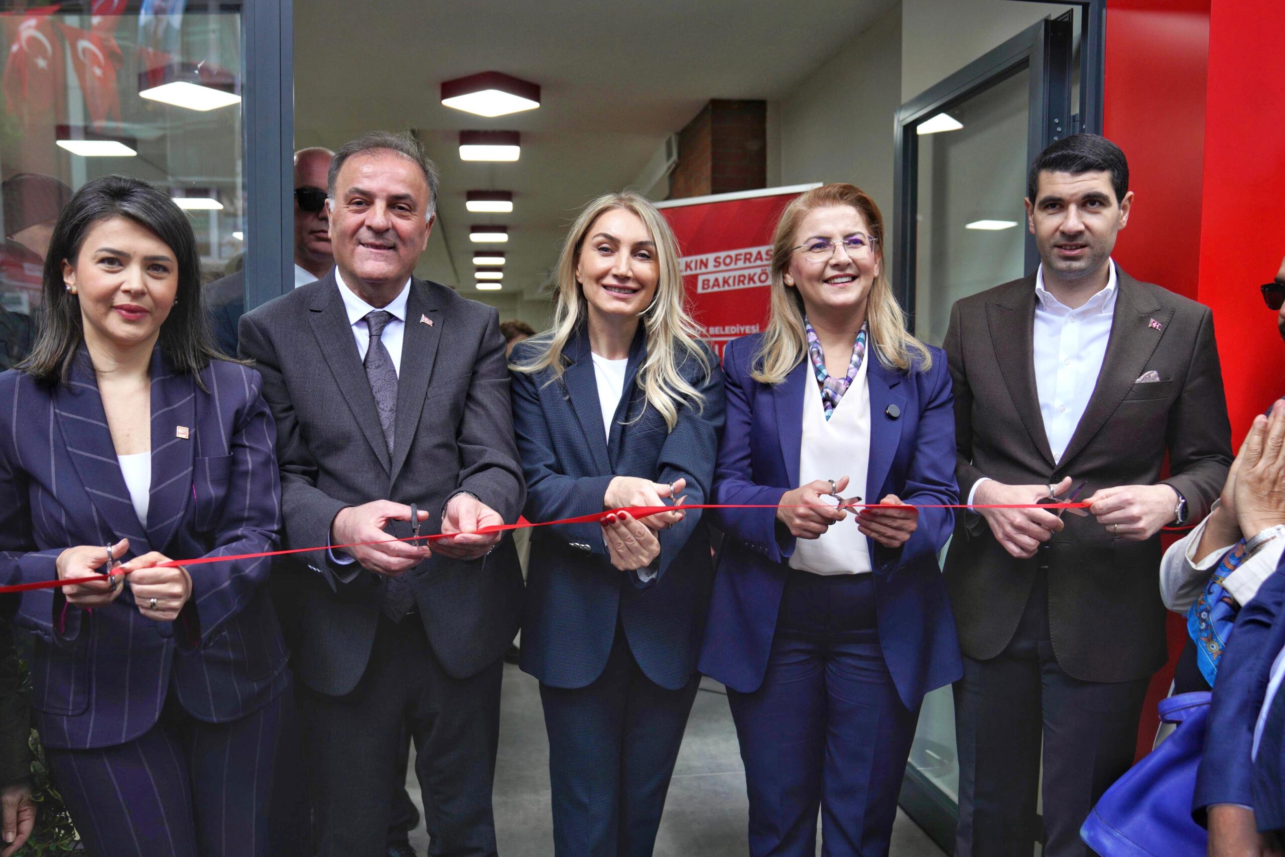 Bakırköy’ün ilk Kent Lokantası açıldı