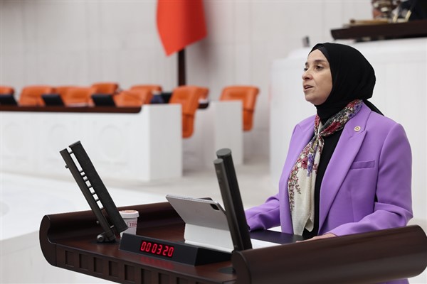 Esen: Altı çocuğun sessiz çığlığına kulak verin!