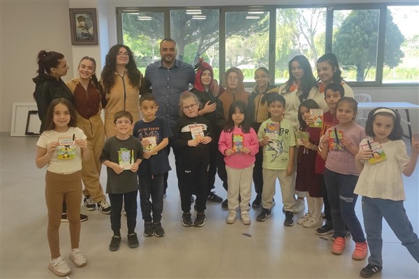 Karacabey Belediyesi’nden çocuklara özel bilmeceli okuma etkinliği