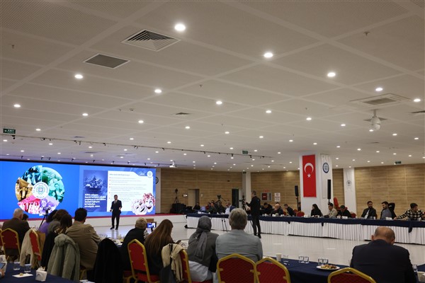 Başkan Aras, 1 Yılı Değerlendirme ve Bilgilendirme Toplantısı’na katıldı