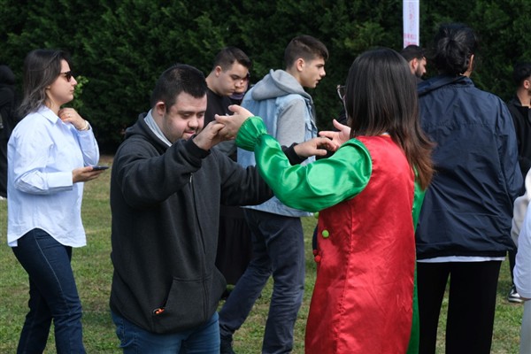 Sapanca’da “Engelsiz Adımlar Şenliği” düzenlendi